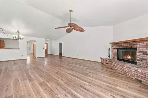 Living - 432 E Mountain View Blvd, Big Bear City, CA 92314 photo 4 of 4
