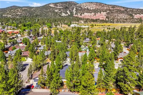 View/Area - 432 E Mountain View Blvd, Big Bear City, CA 92314 photo 7 of 13