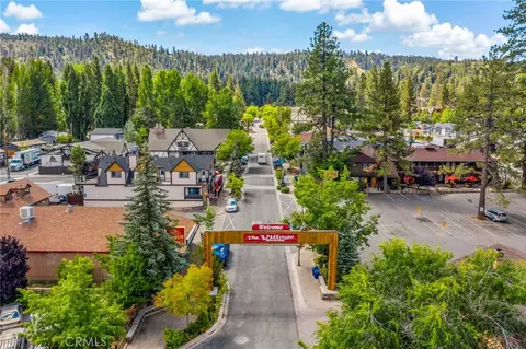 View/Area - 432 E Mountain View Blvd, Big Bear City, CA 92314 photo 2 of 13