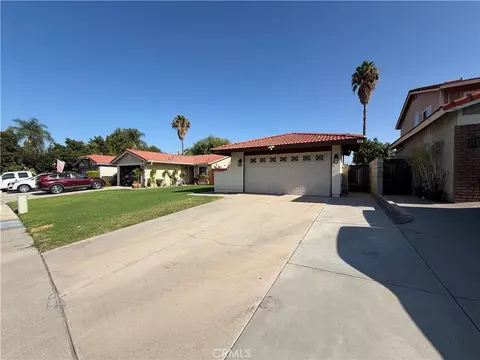 Exterior - 1873 Topeka, Colton, CA 92324 photo 3 of 5