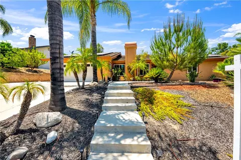 22862 Calcutta, Canyon Lake, CA 92587