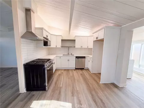 Kitchen - 8869 Tangelo, Fontana, CA 92335 photo 1 of 1