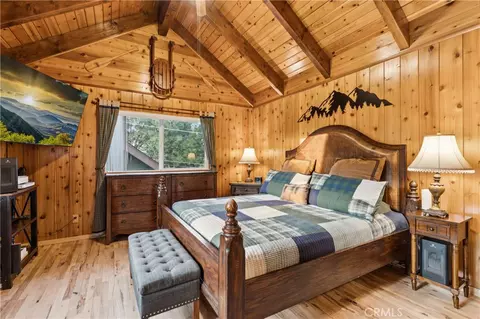 Bedroom - 24187 Rockview, Crestline, CA 92325 photo 3 of 3