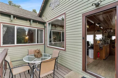 Exterior - 24187 Rockview, Crestline, CA 92325 photo 2 of 5