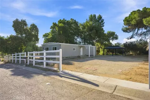 17183 Hidalgo, Perris, CA 92570 photo 3