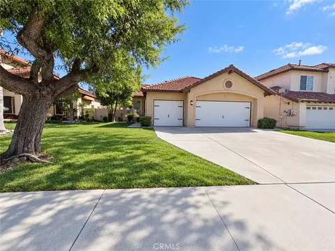 16786 Via Pamplona, Moreno Valley, CA 92551