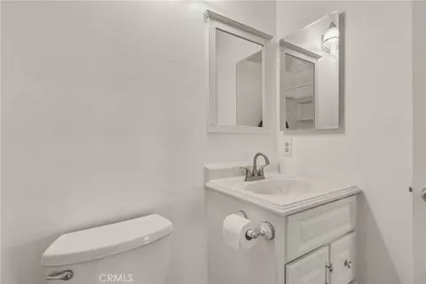 Bath - 9229 Delano Dr, Riverside, CA 92503 photo 4 of 6