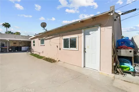 Exterior - 332 W 11th St, Perris, CA 92570 photo 13 of 15