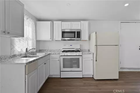 Other - 332 W 11th St, Perris, CA 92570 photo 11 of 15