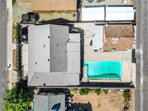 View/Area - 332 W 11th St, Perris, CA 92570 photo 3 of 6