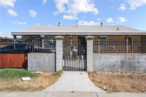Exterior - 332 W 11th St, Perris, CA 92570 photo 1 of 15
