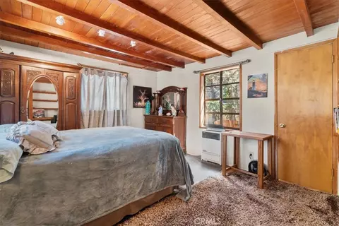 Bedroom - 42795 Cougar, Big Bear Lake, CA 92315 photo 5 of 6