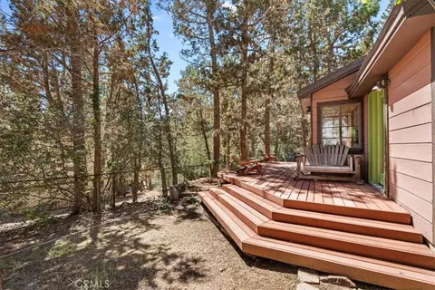 Exterior - 42795 Cougar, Big Bear Lake, CA 92315 photo 8 of 15