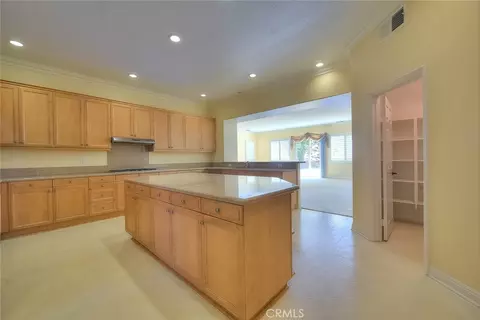 Kitchen - 16861 Ridge Clf, Riverside, CA 92503 photo 2 of 6