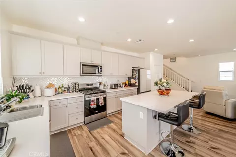 Kitchen - 20168 Lemonscent, Riverside, CA 92507 photo 3 of 4
