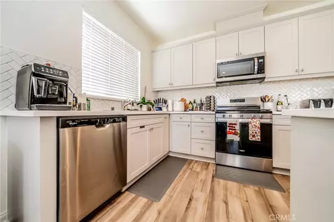 Kitchen - 20168 Lemonscent, Riverside, CA 92507 photo 4 of 4