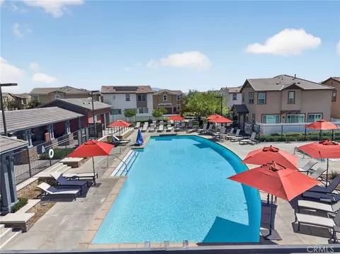 Exterior - 40536 Birchfield, Temecula, CA 92591 photo 7 of 9