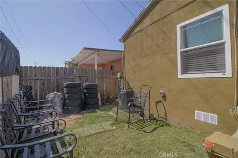 Exterior - 1006 N Matthisen, Compton, CA 90220 photo 1 of 9
