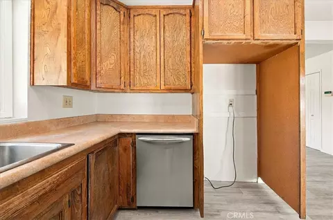 Kitchen - 6267 Sheridan Ct, Riverside, CA 92504 photo 5 of 5