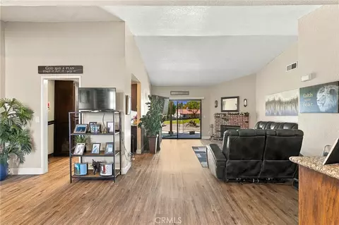 2518 Beech Tree, Hemet, CA 92545 photo 6