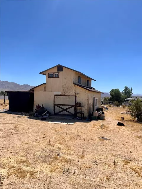 Exterior - 24211 Pala, Apple Valley, CA 92307 photo 2 of 5