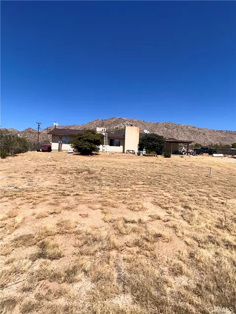 Exterior - 24211 Pala, Apple Valley, CA 92307 photo 5 of 5