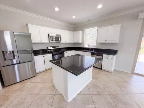 Kitchen - 29495 Glenhurst, Menifee, CA 92584 photo 1 of 4