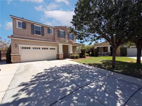 Exterior - 29495 Glenhurst, Menifee, CA 92584 photo 4 of 8