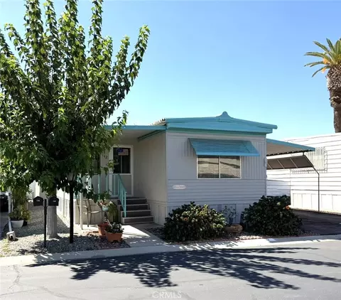 575 Lyon #142, Hemet, CA 92543