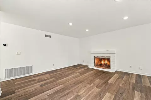 Living - 9140 Owari Ln, Riverside, CA 92508 photo 5 of 9