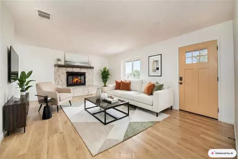 Living - 10577 Tecopa, Apple Valley, CA 92308 photo 2 of 3