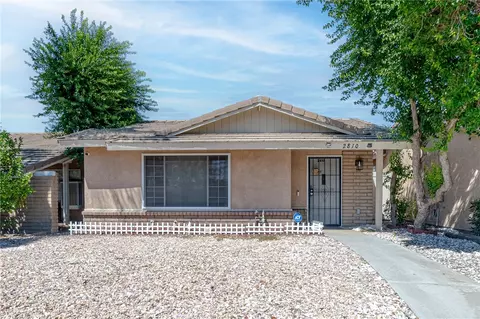 Exterior - 2810 W Devonshire, Hemet, CA 92545 photo 2 of 7