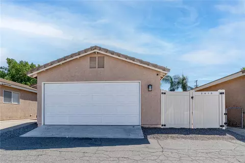 Exterior - 2810 W Devonshire, Hemet, CA 92545 photo 4 of 7