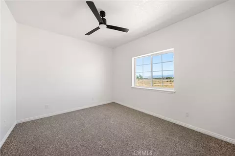 Bedroom - 8778 Smoke Tree, Phelan, CA 92371 photo 3 of 4
