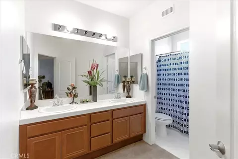 Bath - 17715 Timberview Dr, Riverside, CA 92504 photo 4 of 4
