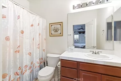 Bath - 17715 Timberview Dr, Riverside, CA 92504 photo 2 of 4