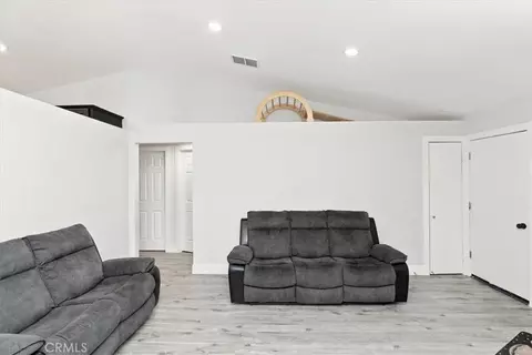 Entry Way - 145 Appletree Dr, Perris, CA 92571 photo 1 of 4