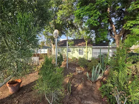 Exterior - 6825 Glacier Dr, Riverside, CA 92506 photo 18 of 19