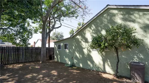 Exterior - 6825 Glacier Dr, Riverside, CA 92506 photo 14 of 19