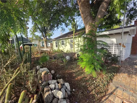 Exterior - 6825 Glacier Dr, Riverside, CA 92506 photo 2 of 19