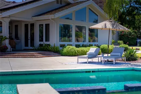 Exterior - 6872 Chartwell, Riverside, CA 92506 photo 6 of 6