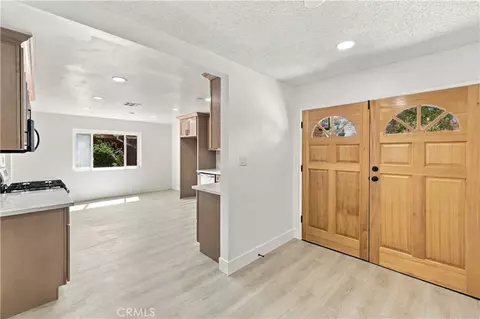 Entry Way - 3970 Mt Vernon, Riverside, CA 92507 photo 1 of 2