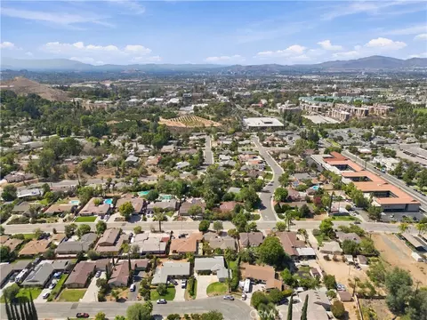 View/Area - 3970 Mt Vernon, Riverside, CA 92507 photo 3 of 3