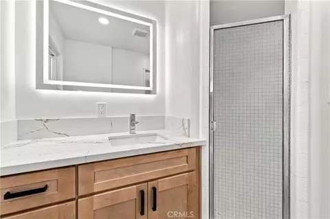 Bath - 3970 Mt Vernon, Riverside, CA 92507 photo 2 of 3