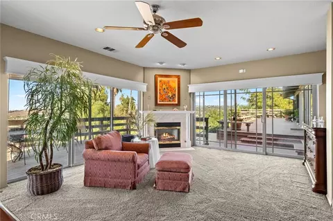 Living - 14560 Viewcrest, Riverside, CA 92504 photo 7 of 7