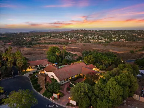 View/Area - 14560 Viewcrest, Riverside, CA 92504 photo 11 of 11
