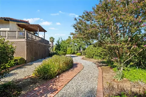 Exterior - 14560 Viewcrest, Riverside, CA 92504 photo 21 of 23
