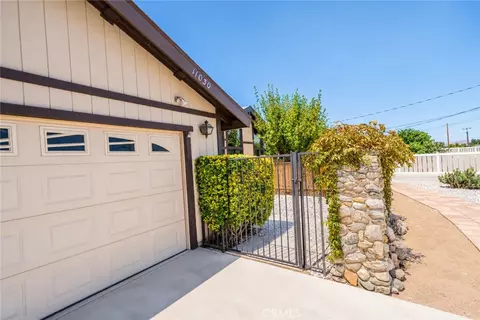 Exterior - 11030 Hickory Ave, Hesperia, CA 92345 photo 2 of 15