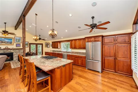 Kitchen - 11030 Hickory Ave, Hesperia, CA 92345 photo 1 of 4