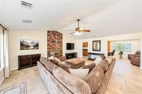 Living - 150 Smoke Tree Rd, Pinon Hills, CA 92372 photo 1 of 4